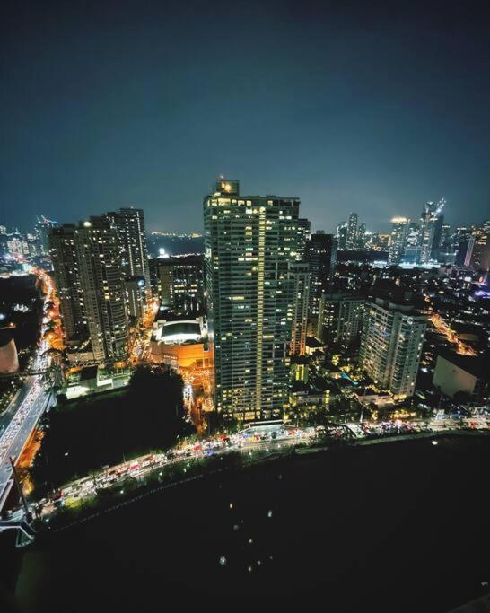 The Serene Escape Rockwell Makati City View 1Br Appartement Manilla Buitenkant foto