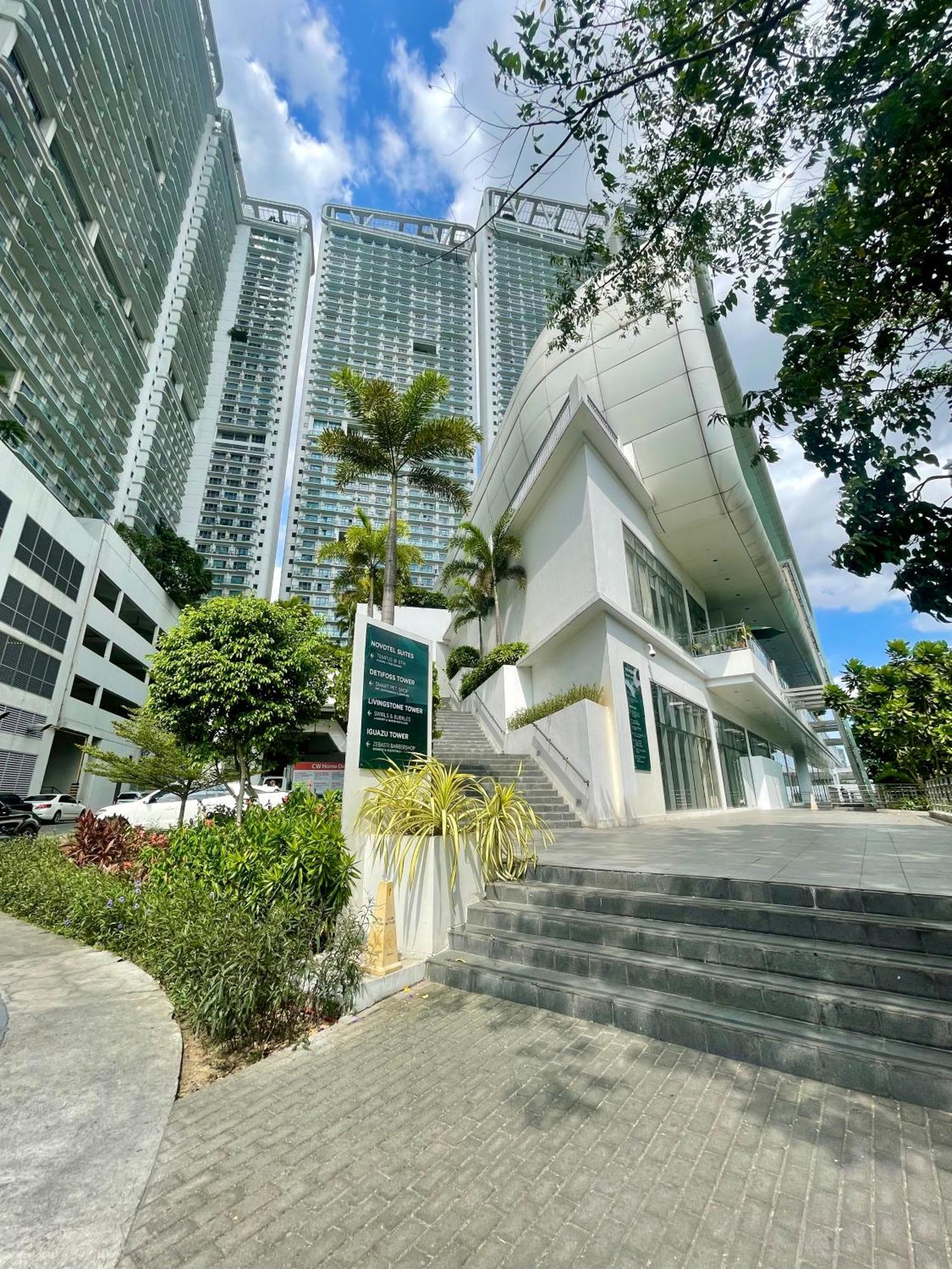 The Serene Escape Rockwell Makati City View 1Br Appartement Manilla Buitenkant foto